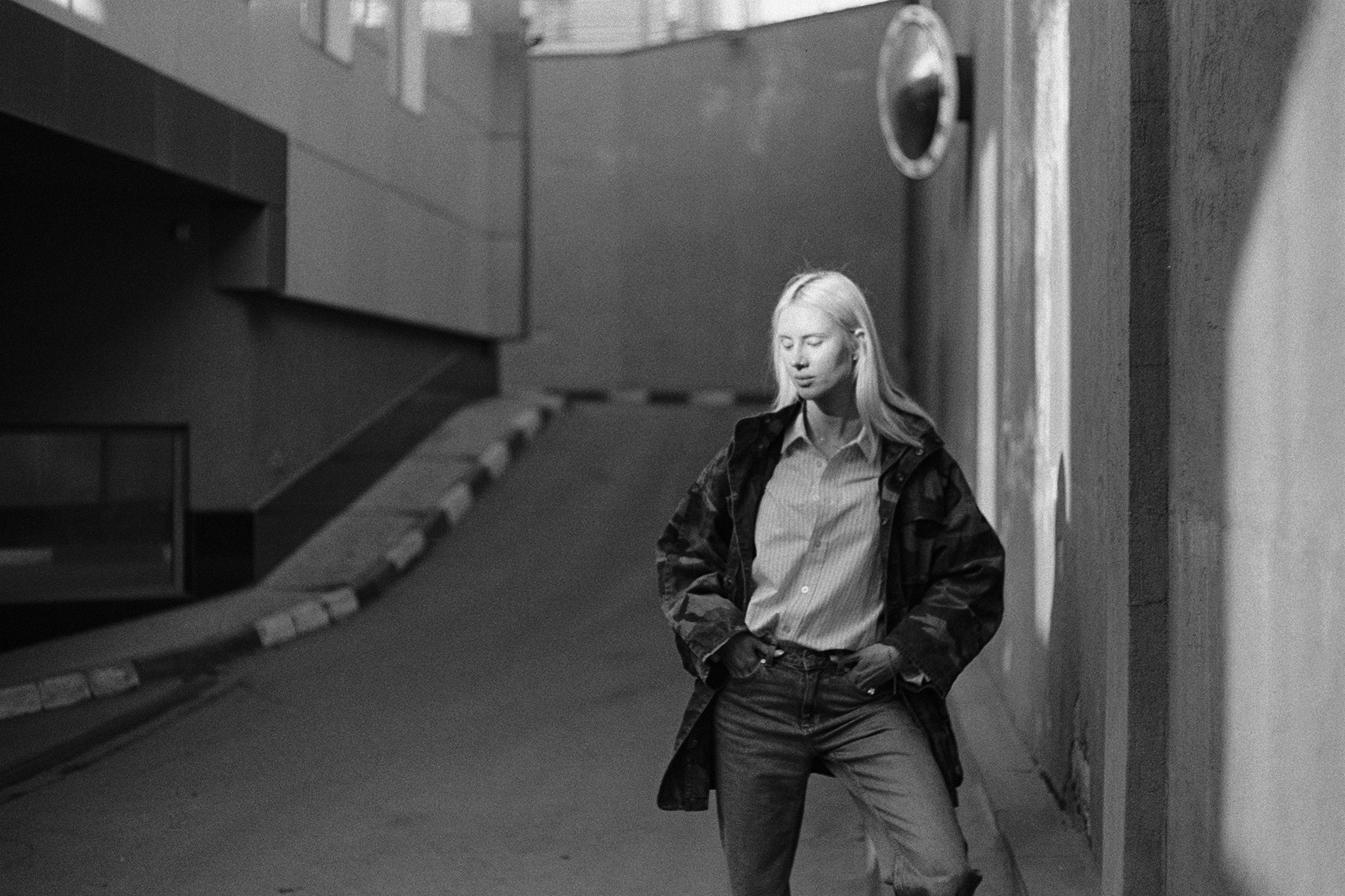 «Holga» раздел «Портрет». «Canon FT QL / Canon FL 50mm f/1.4 / ORWO Wolfen 100 NP»