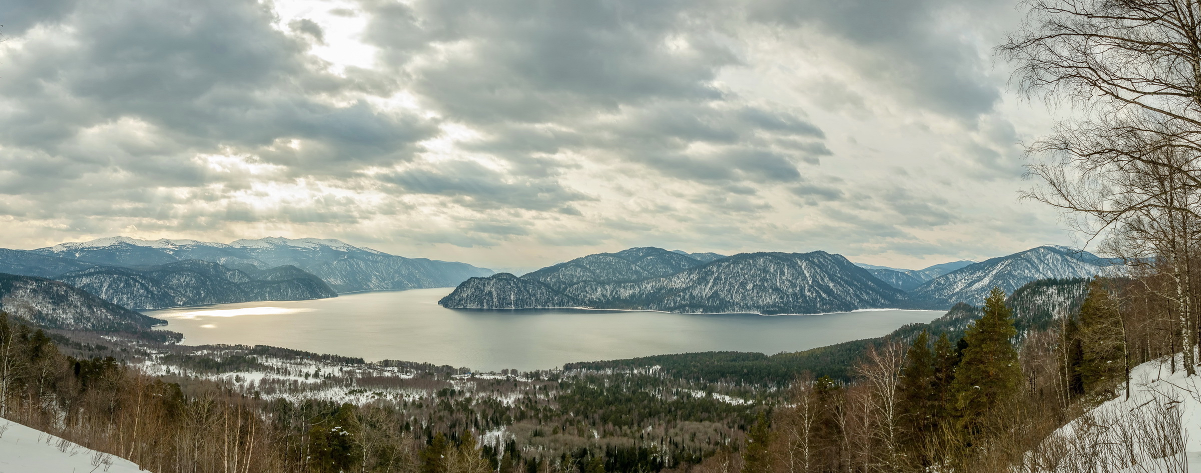 панорама Телецкого озера