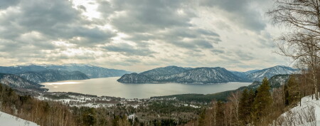 панорама Телецкого озера