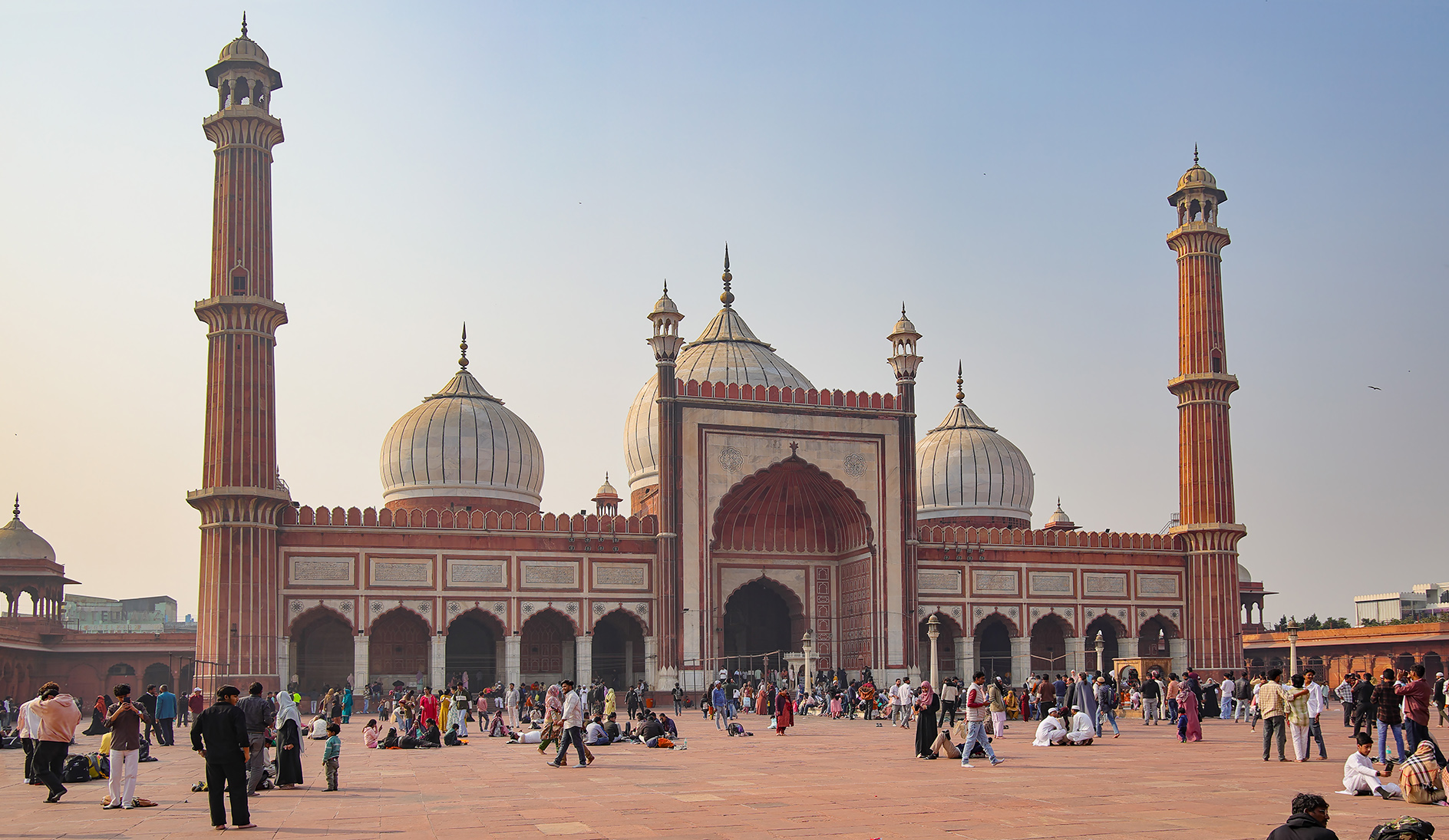 «Jama Masjid» раздел «». «»