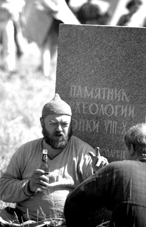 Не перепились еще богатыри на Руси. Старая Ладога 2005 год