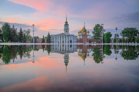Вечер в городе.