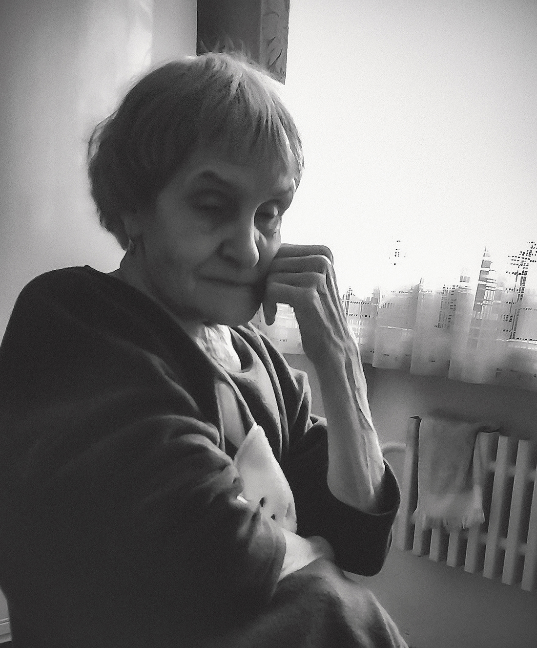 «Задумалась» раздел «Портрет». «»