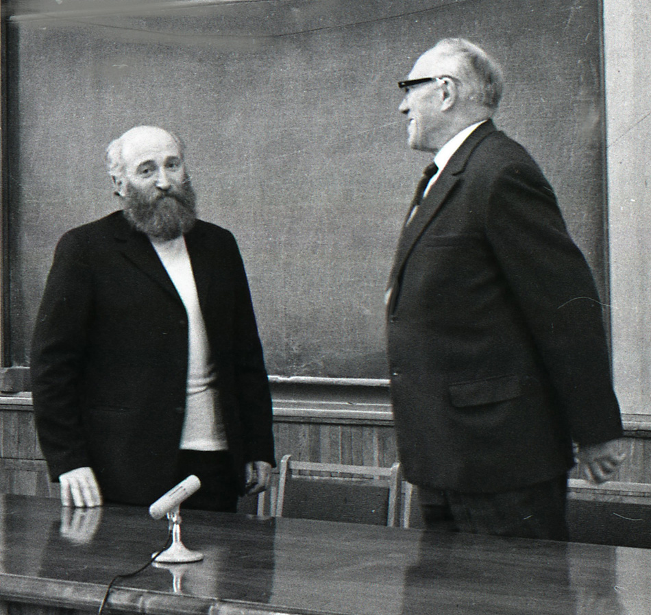 «Гиганты социализма. Академики Будкер Г.И., Лаврентьев М.А.» раздел «Портрет». «»
