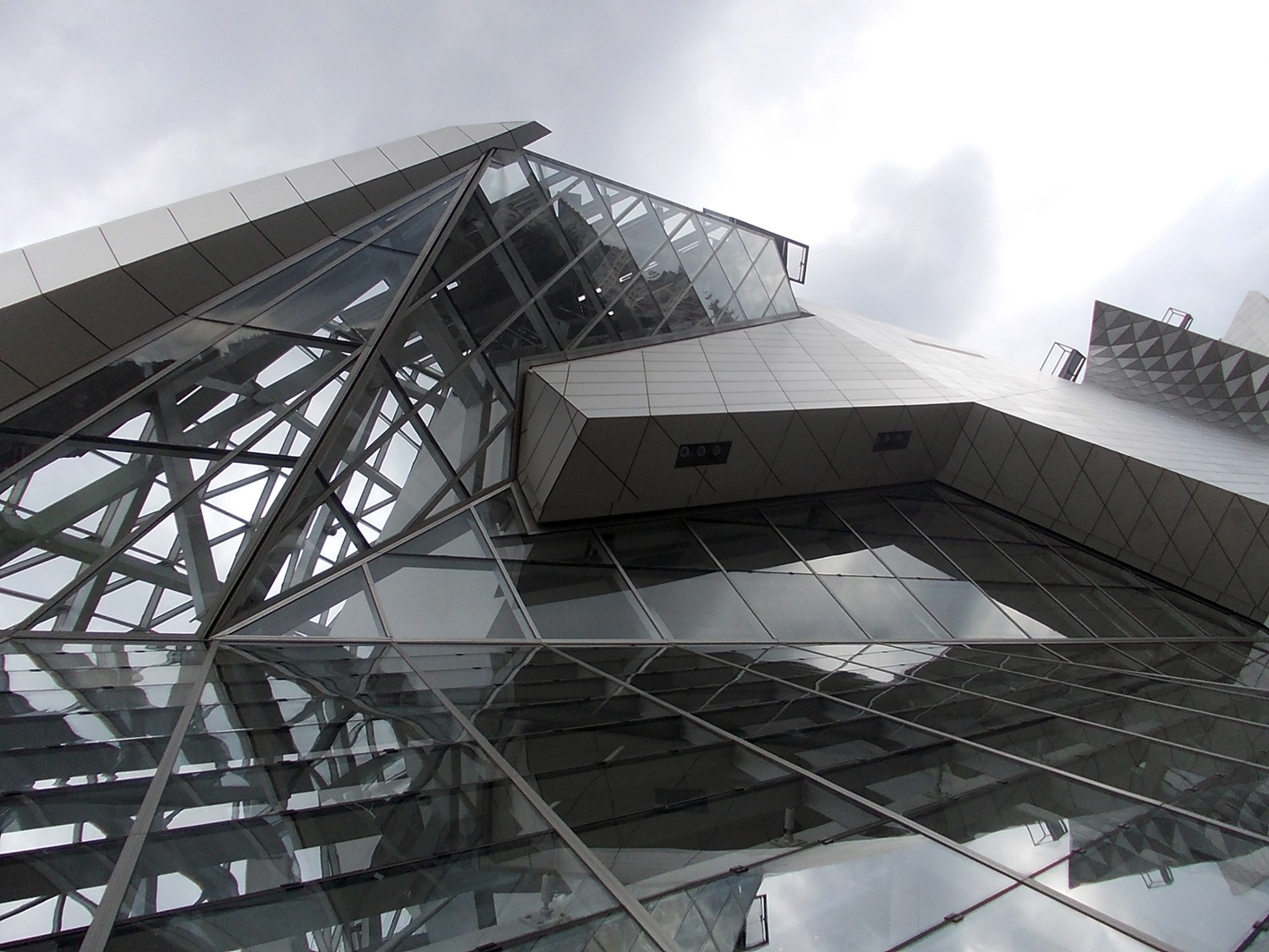 «...» раздел «». «Musée des Confluences, Lyon»