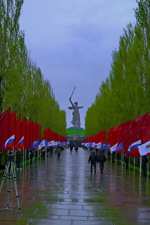 На мамаевом кургане.