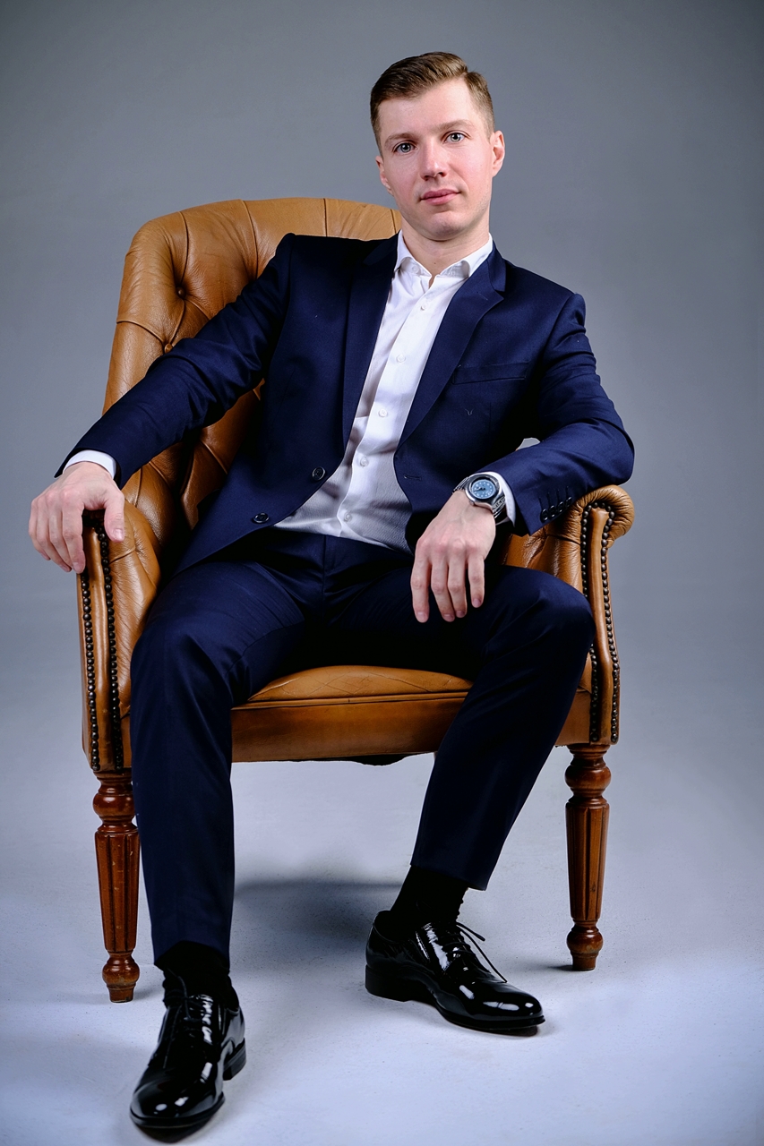 «Бизнесмен» раздел «Портрет». «»