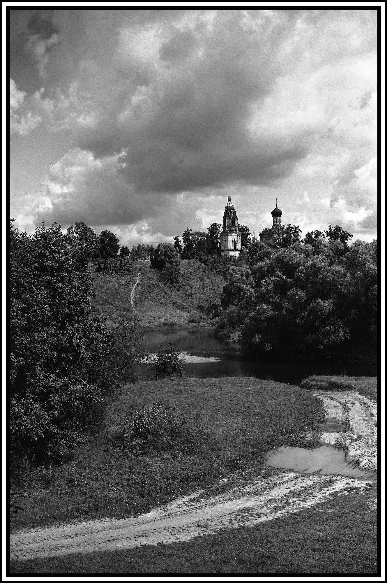 «Дорога к храму» раздел «». «1983 год. Церковь села Бужарово на р. Истре»