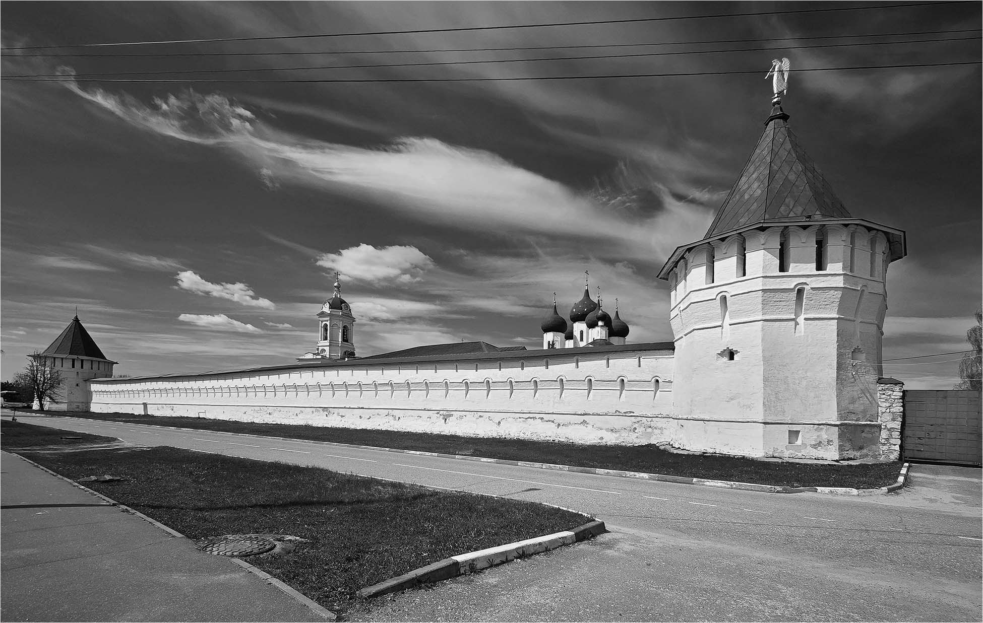 «В провинциальном городке» раздел «Разное». «г. Серпухов»