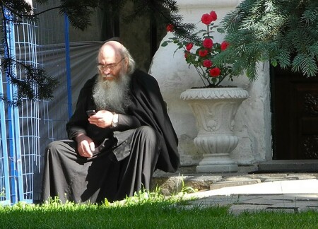 В тенечке