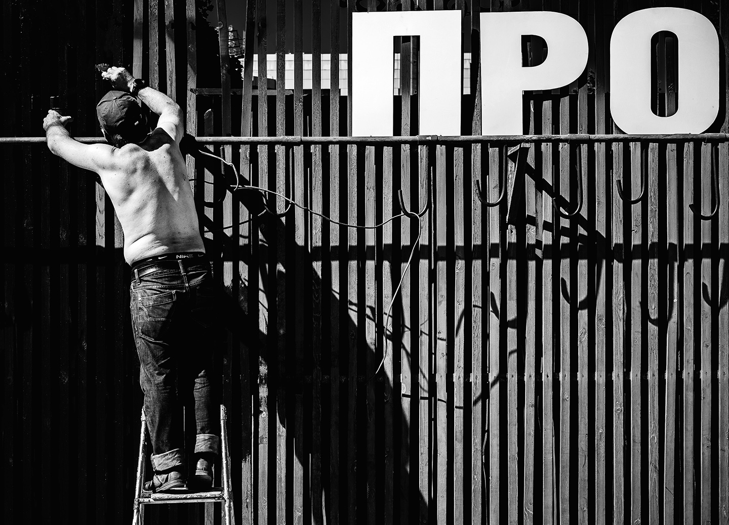«Про» раздел «Жанр». «»