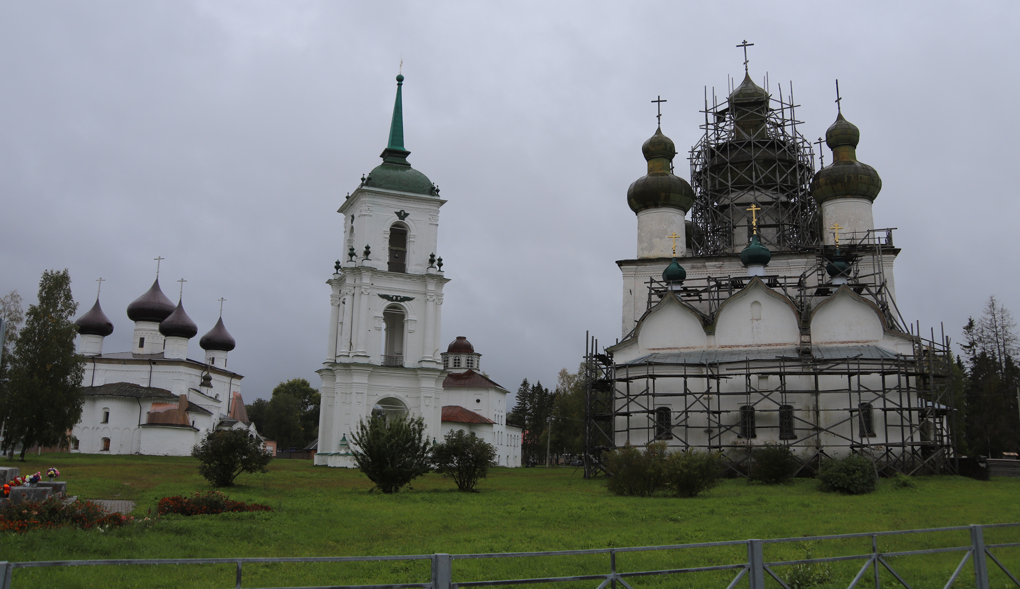 Реставрация,. раздел Архитектура. Памятники. Интерьер. Из серии "сербрянное кольцо России"Русский север