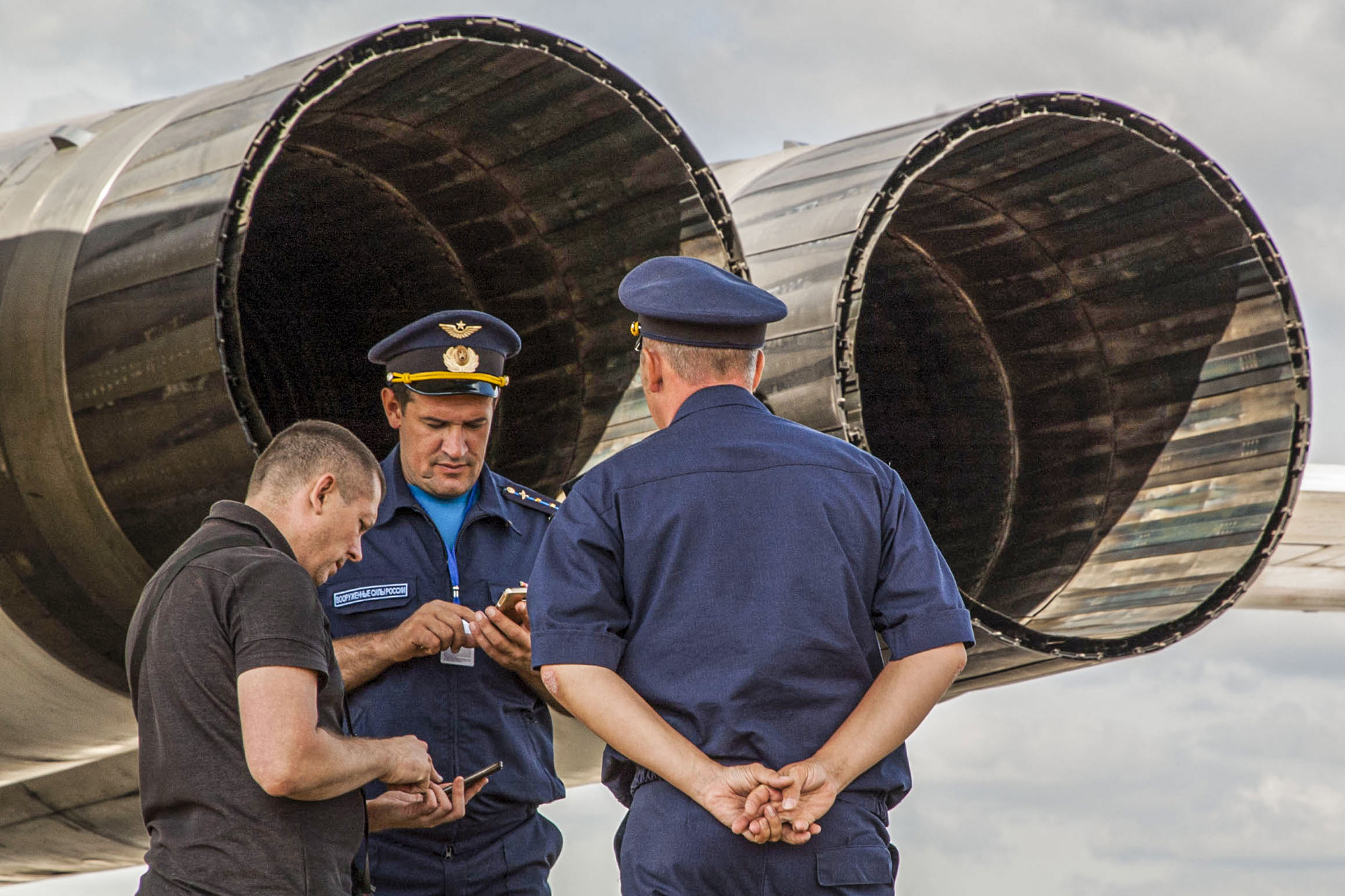 2015 г. "Стратеги". раздел Жанр. Дело было на МАКСе.