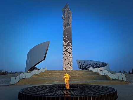 Мемориальный комплекс в память о мирных жителях СССР — жертвах нацистского геноцида в годы Великой Отечественной войны 1941-1945 гг. Ленинградская область Гатчинский район..