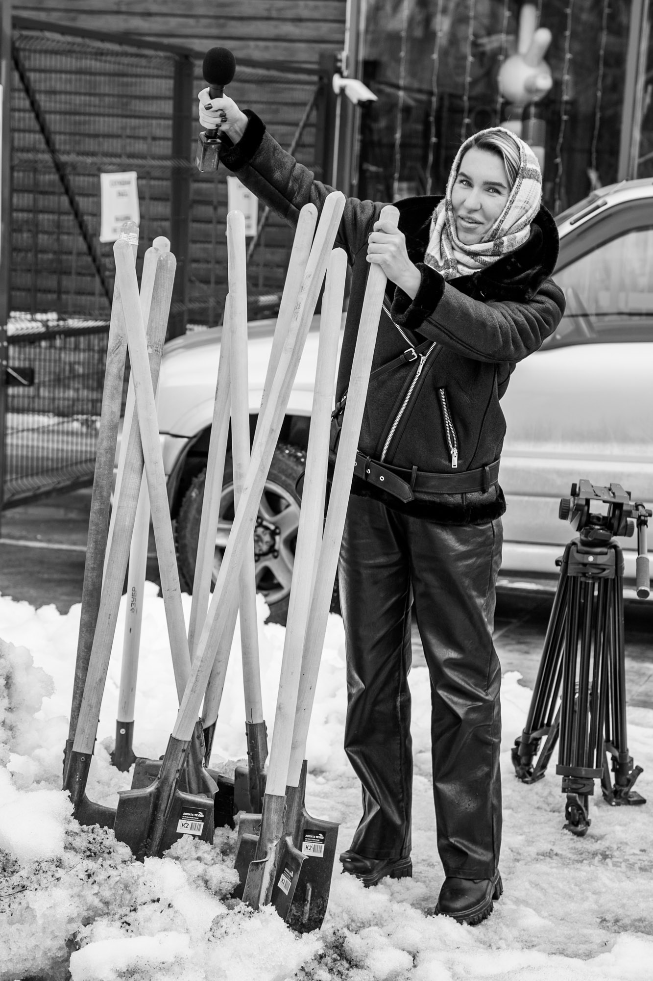 «there can never be too many shovels» раздел «Репортаж». «»