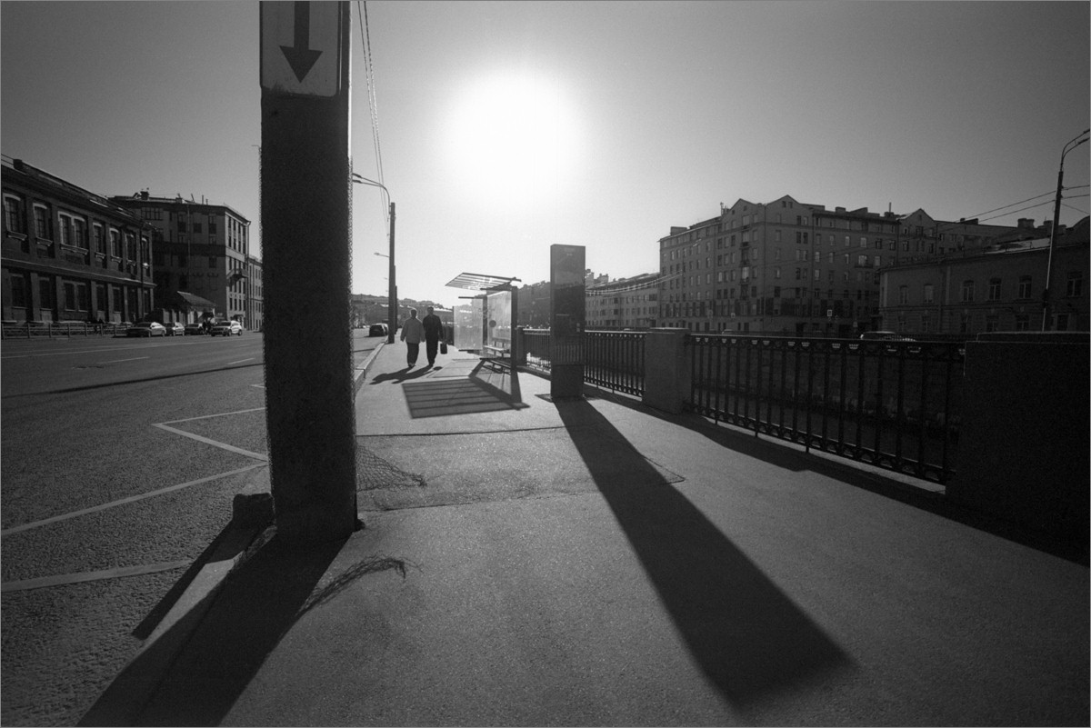 ***. раздел Городской пейзаж. Canon EOS 300V + Samyang 14mm/2.8 + Микрат-200 (04.1973). СПб, 2026г.