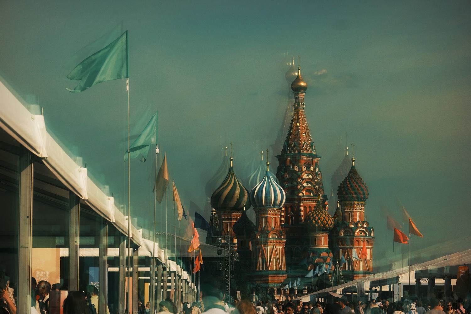 «***» раздел «Городской пейзаж». «XII Книжный фестиваль «Красная площадь». 2026 г.»