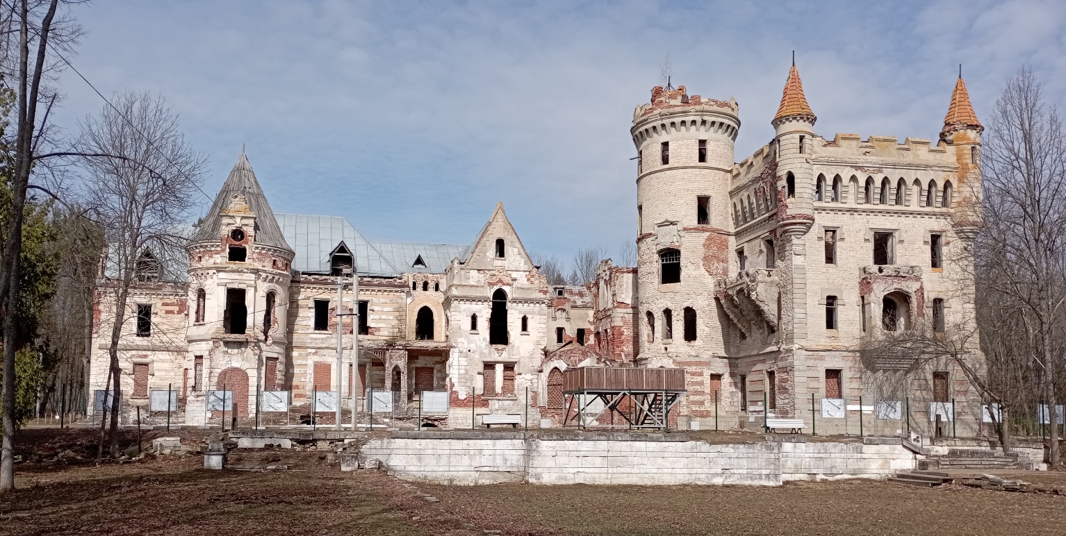 На графских развалинах - 2. раздел Архитектура. Памятники. Интерьер. Усадьба Храповицкого, пос. Муромцево, Судогодский район Владимирской области
