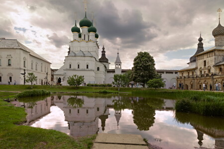 Церковь Воскресения Ростовского кремля.
