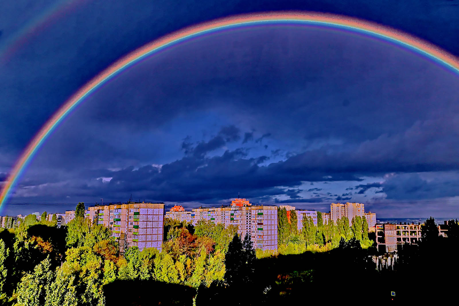 Украшение хмурого неба.. раздел Городской пейзаж