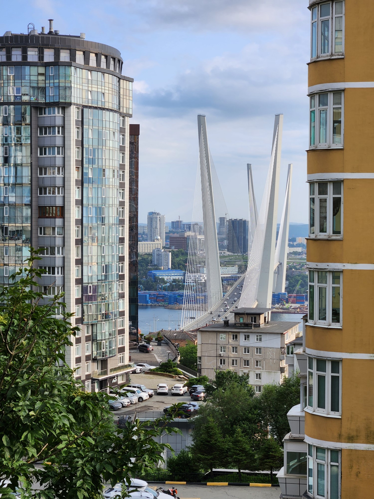 «Мост через бухту Золотой рог» раздел «Городской пейзаж». «»