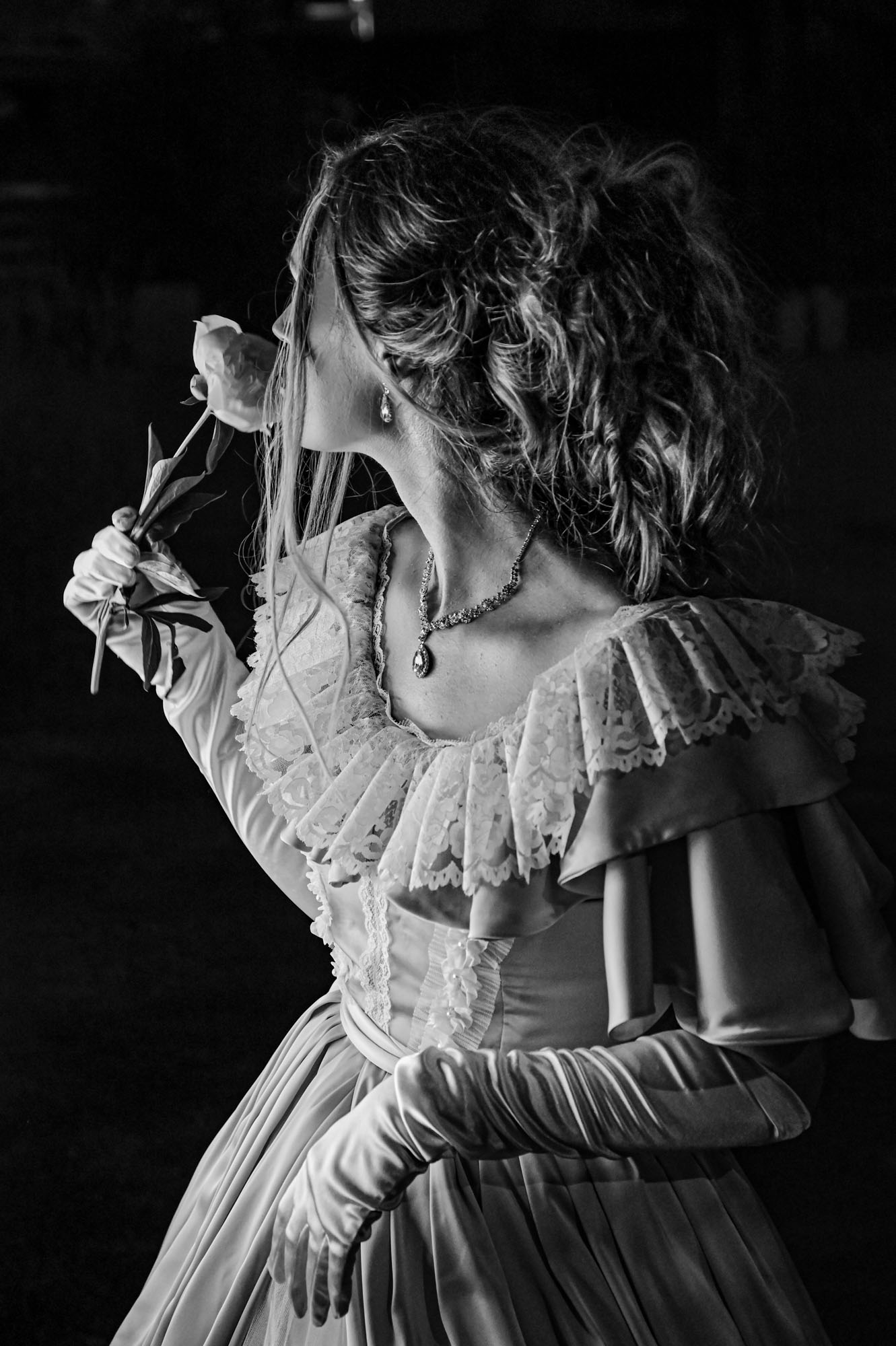 girl with flower. раздел Гламур, Жанр