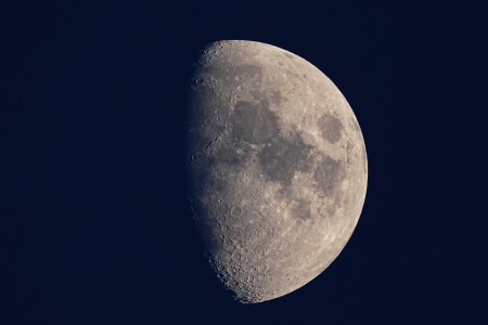MOON