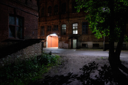 Переулок спит (2)