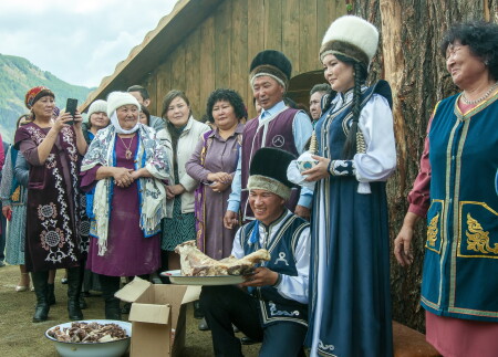 всеобщее счастье