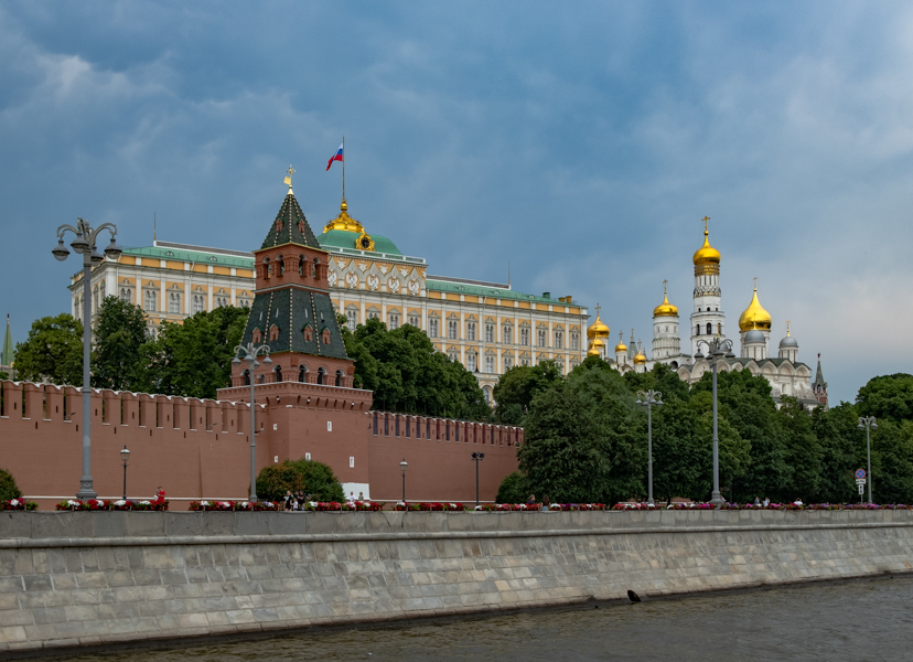 «флаг...» раздел «Городской пейзаж, Разное, Жанр». «»