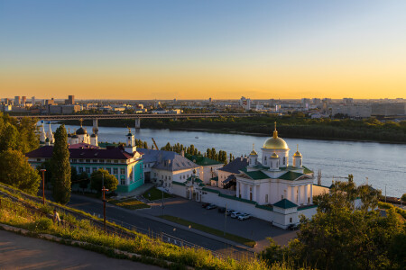Благовещенский монастырь в вечернем свете