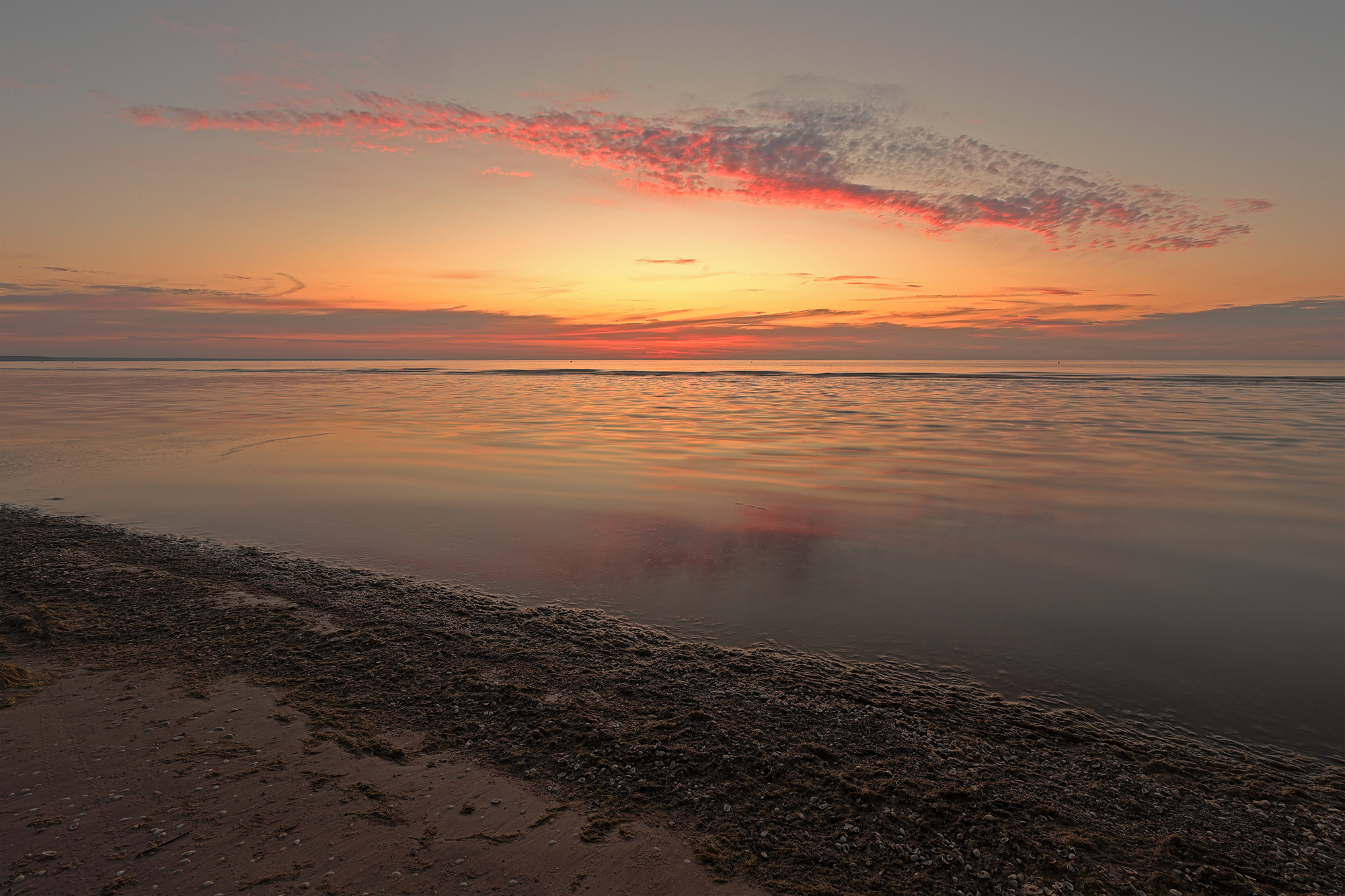 «Сумерки Рижского залива» раздел «Рассветы. Закаты». «Canon R8RF 16mm F2.8 STMHDR 3 кадра +-2EV»