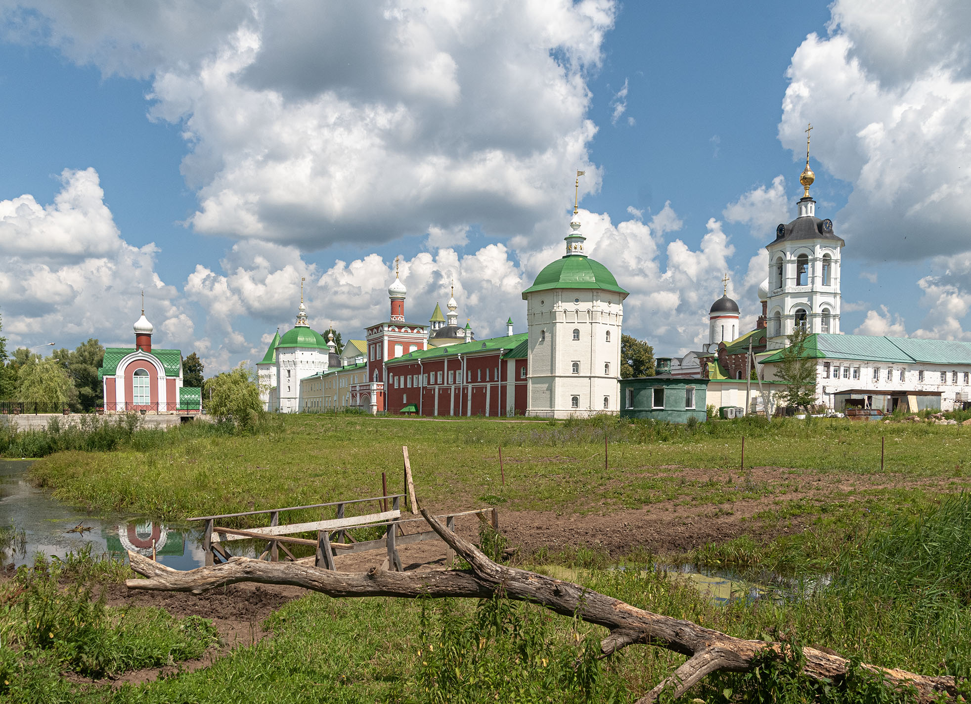 Монастырь
