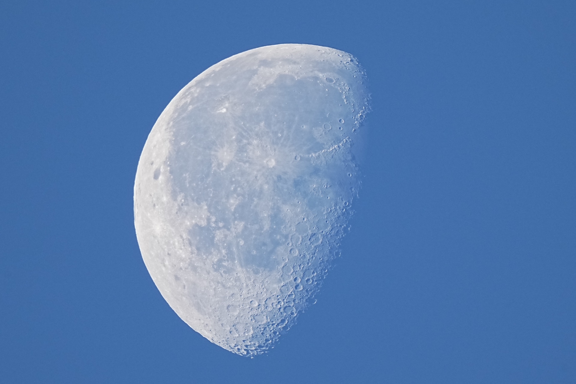 MOON. раздел Астрофотография. A1 + 200-600 +2X