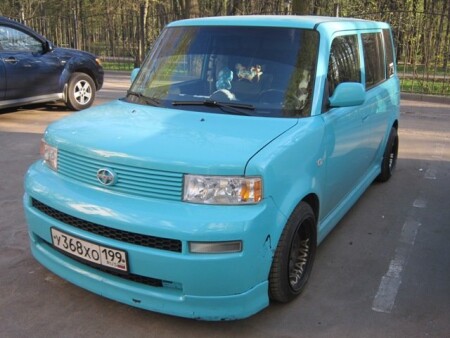 Голубой Scion