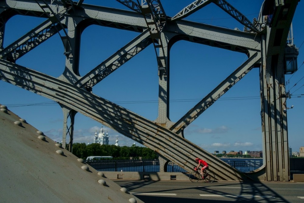 «.» раздел «Жанр». «»