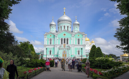 по святым местам