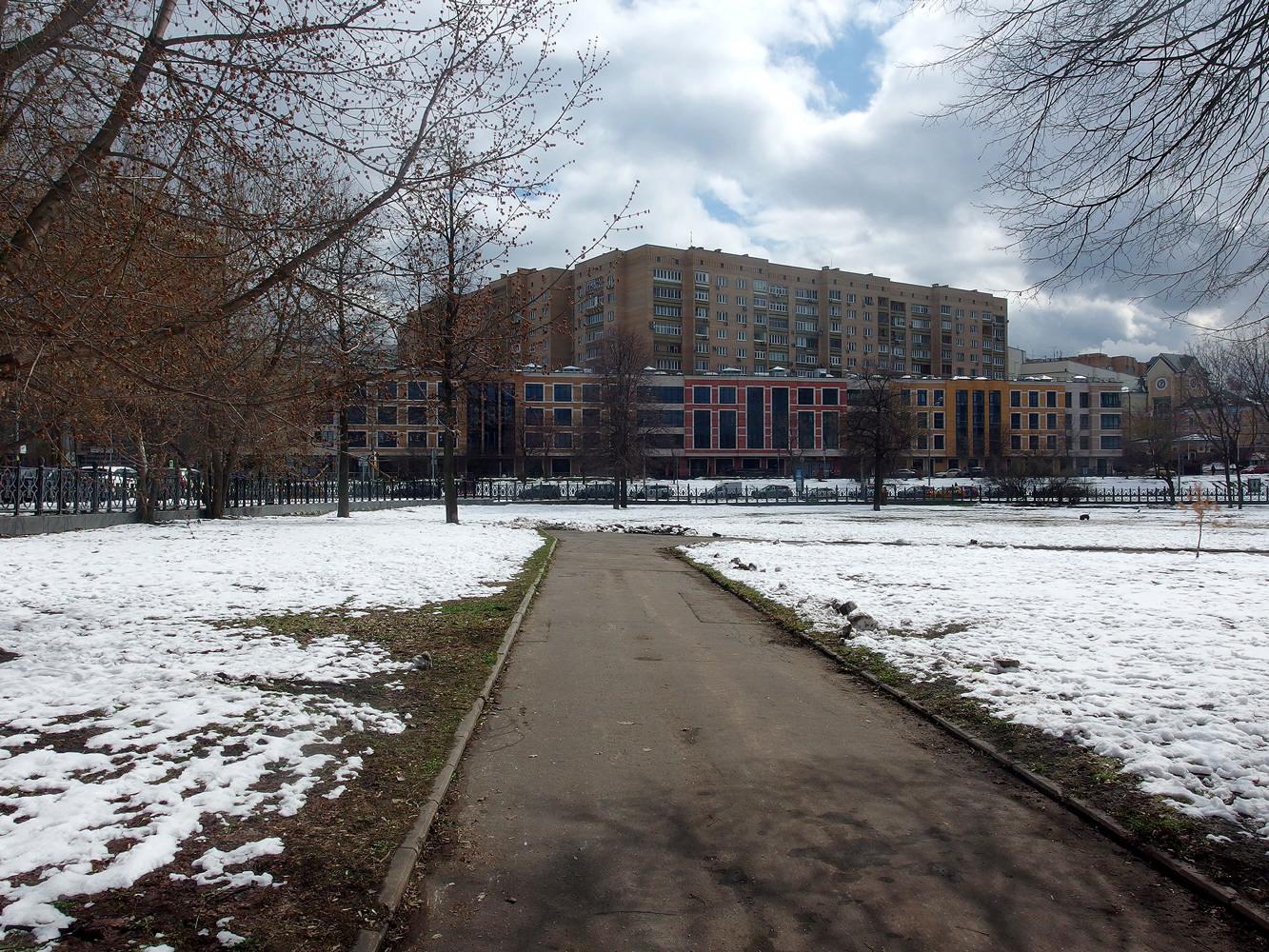Самотёчный бульвар. раздел Городской пейзаж. Самотёчный бульвар в Москве. Апрель 2025.