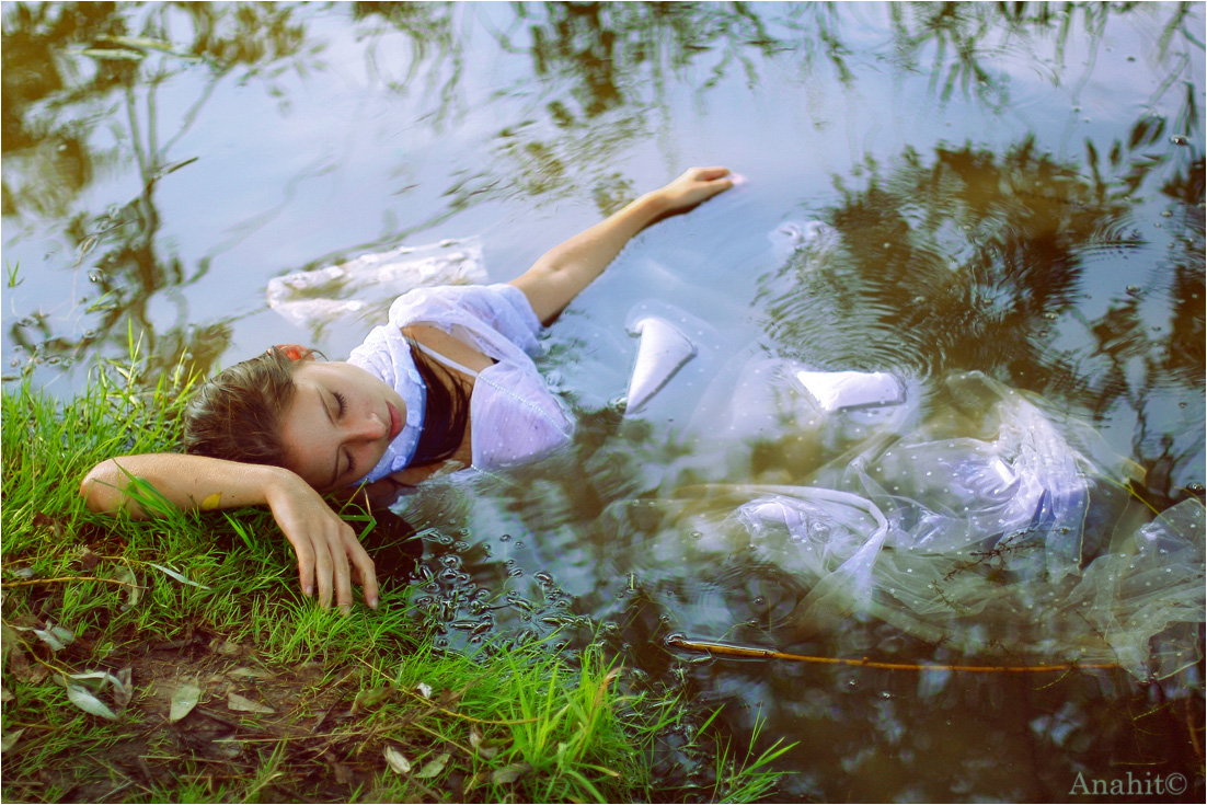 «Drowned» раздел «Портрет». «2011г»