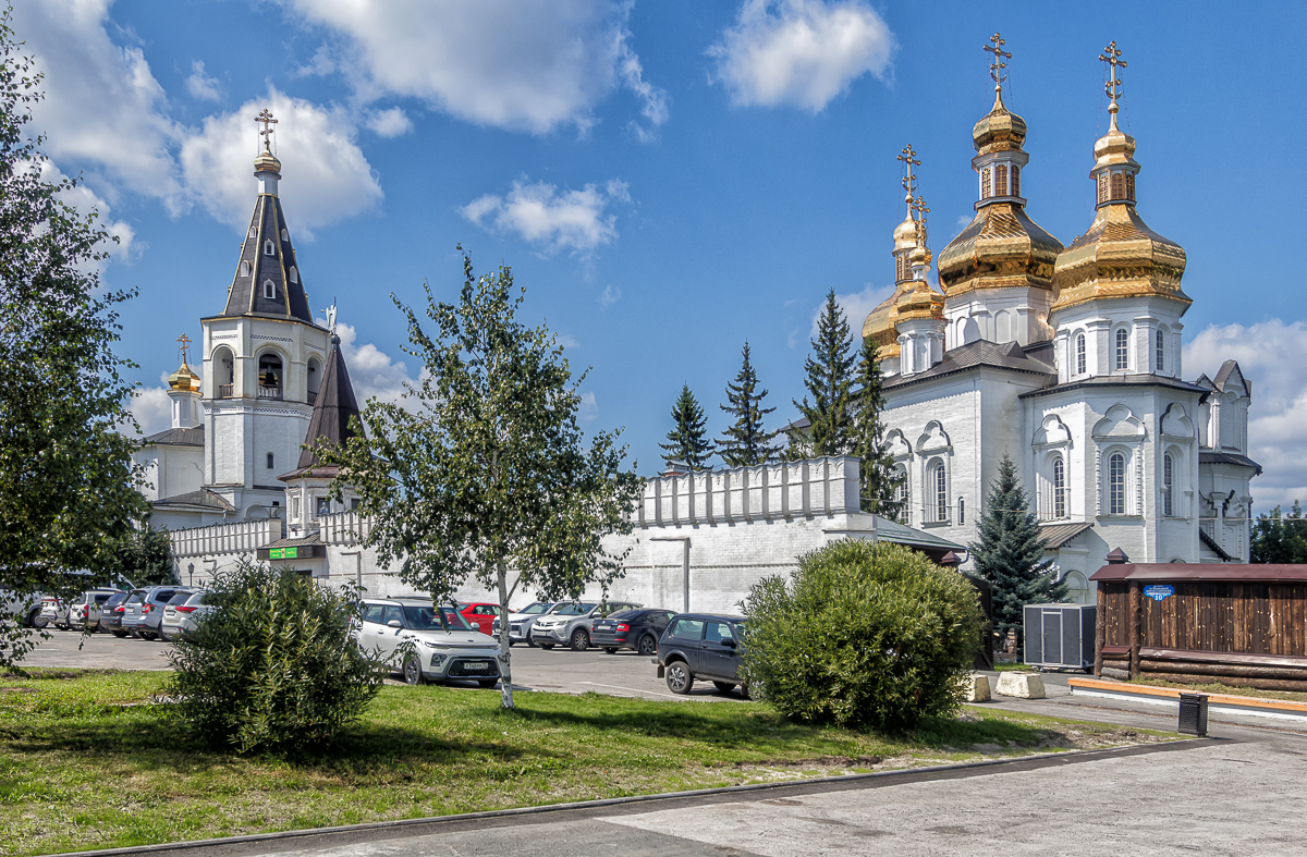 «Свято-Троицкий монастырь. Тюмень» раздел «Архитектура. Памятники. Интерьер». «Свято-Троицкий монастырь. Тюмень»