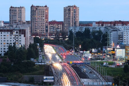 Вечерний город