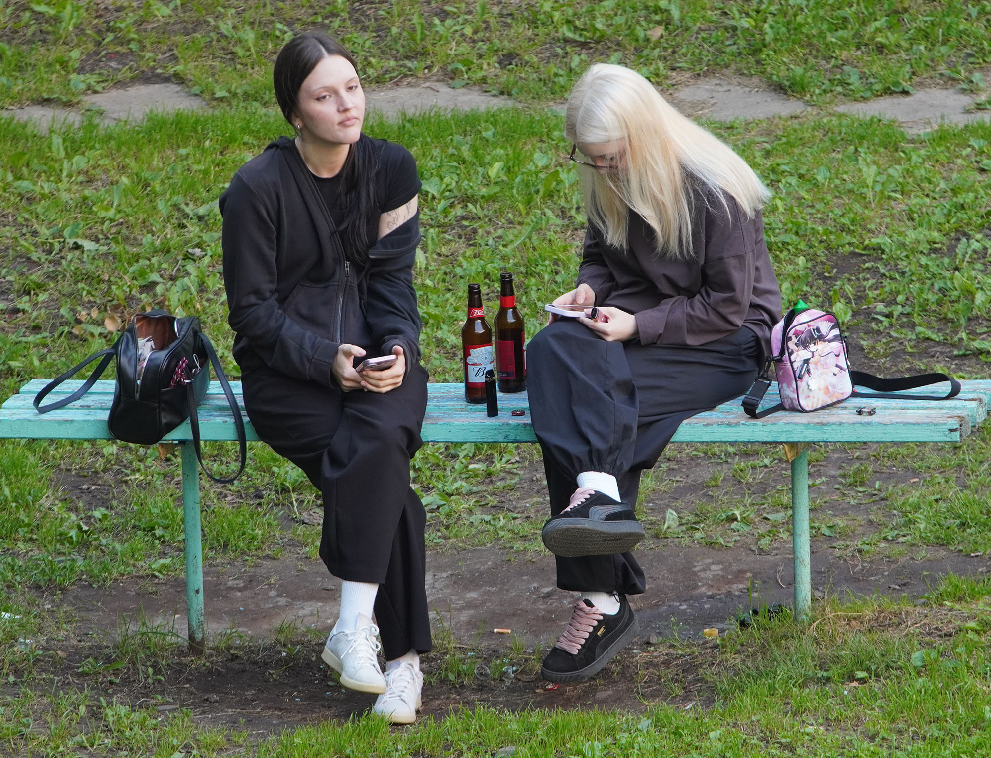 «На отдыхе» раздел «Жанр». «»