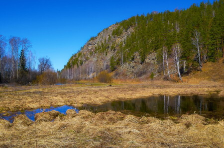 Была весна.