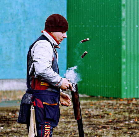 Промазал!