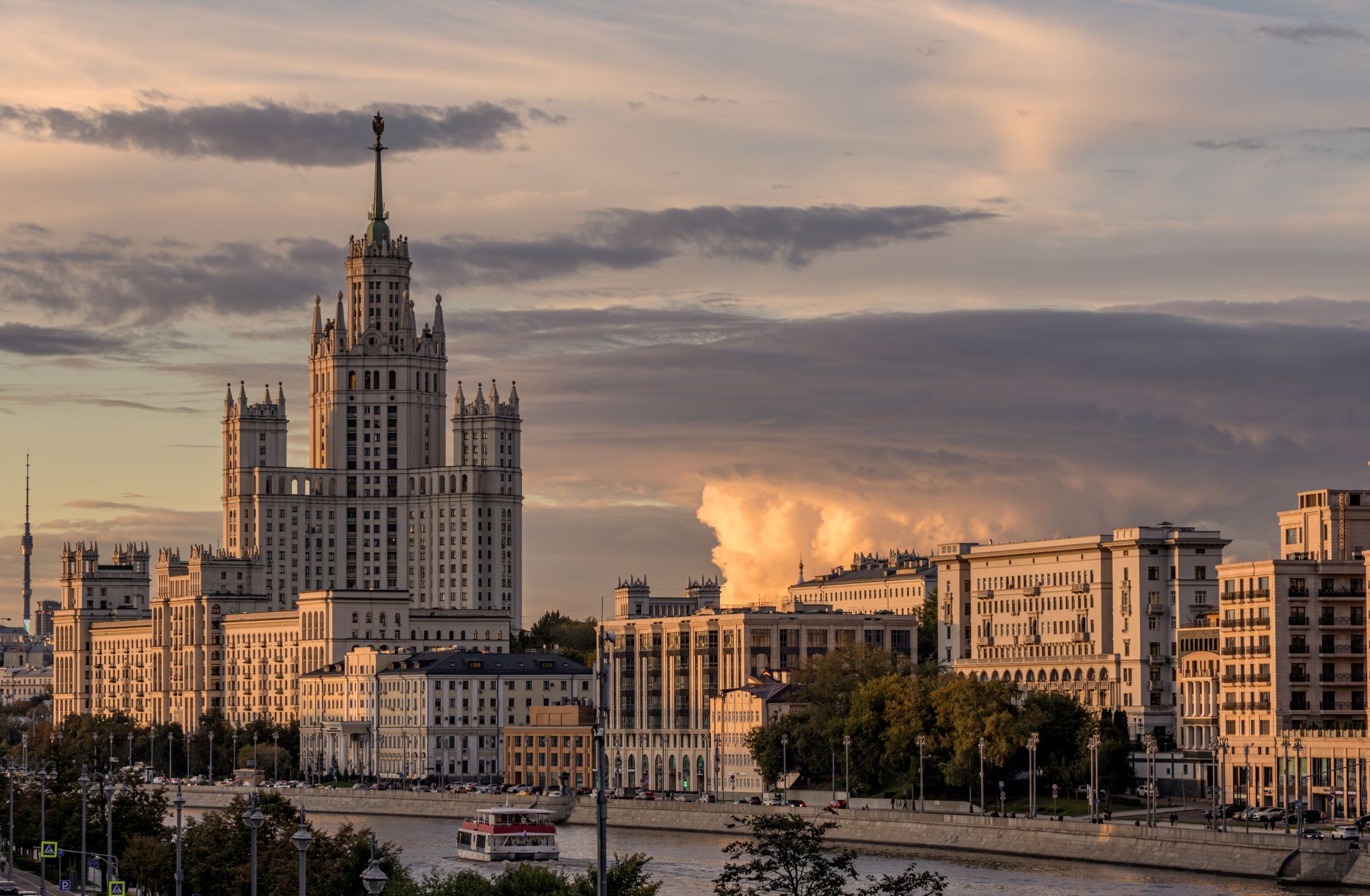 «Прогулка по Москве» раздел «Городской пейзаж». «»
