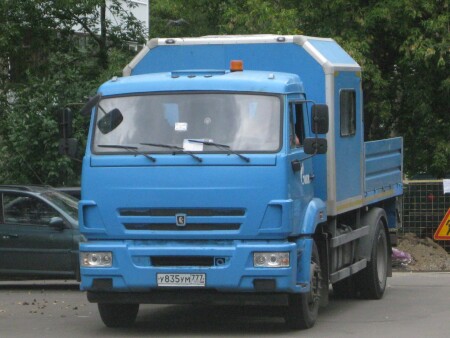 Голубой КамАЗ