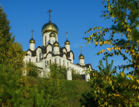 Храм