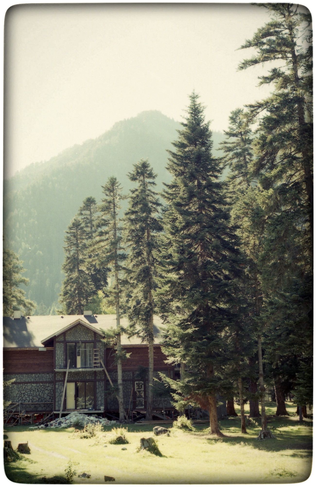 «***» раздел «Природный пейзаж». «Архыз Nikon FE2 Fujicolor C200»