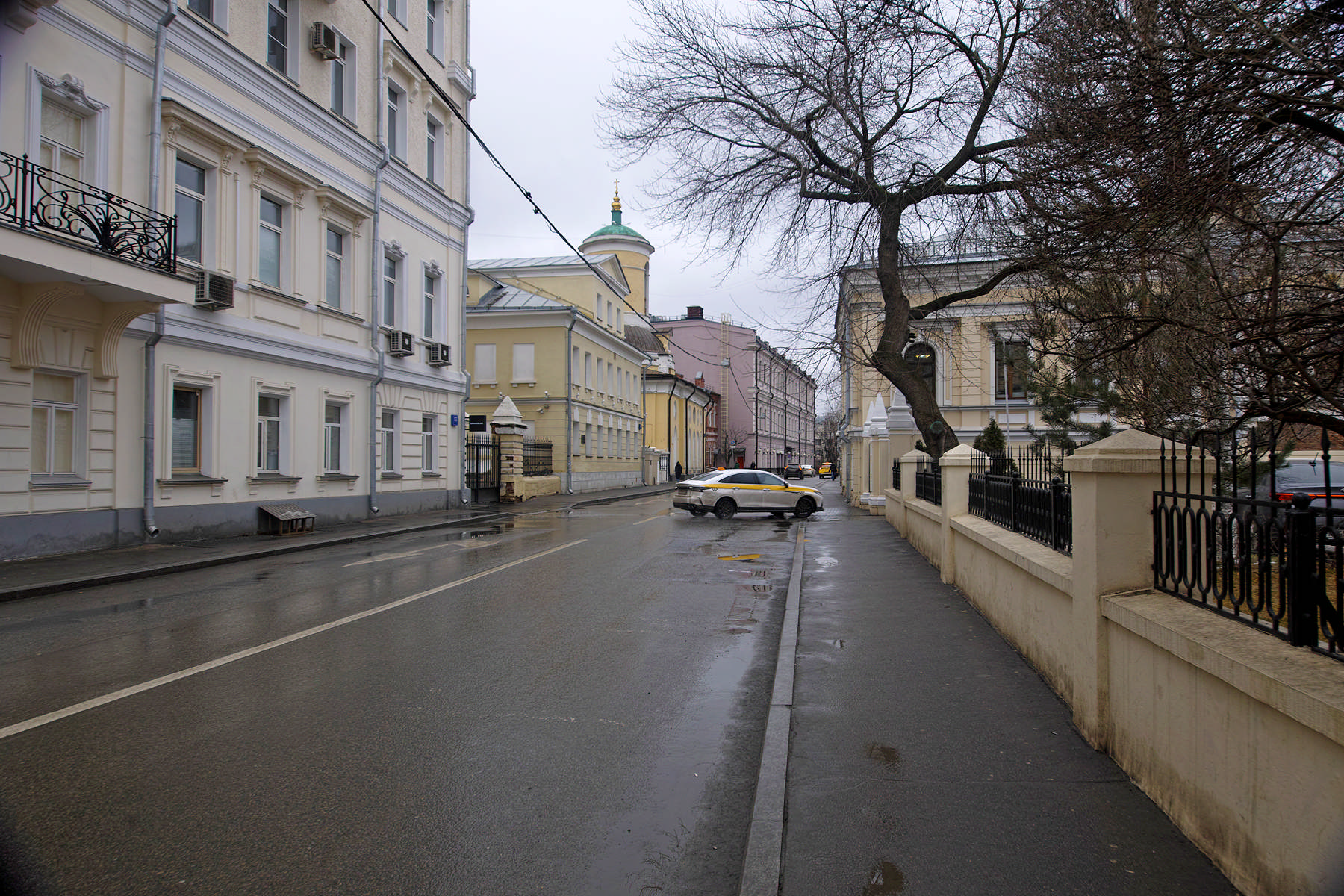 Архангельский переулок. раздел Городской пейзаж. Архангельский переулок в Москве. Март 2025.