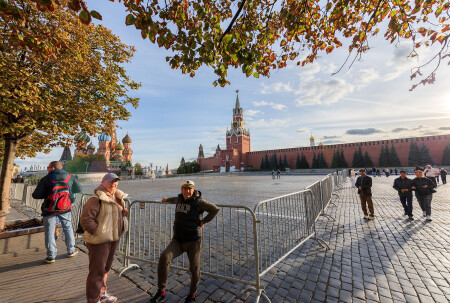 На площади